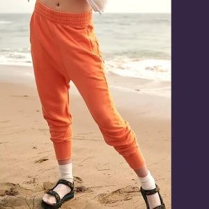 NWOT Free People June Bug Joggers in Orange Z84-21